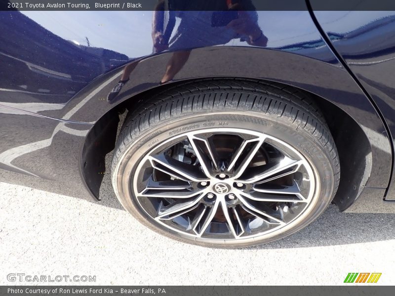 Blueprint / Black 2021 Toyota Avalon Touring