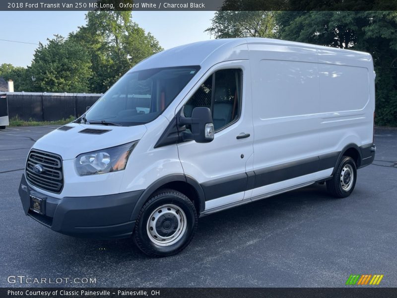 Front 3/4 View of 2018 Transit Van 250 MR Long