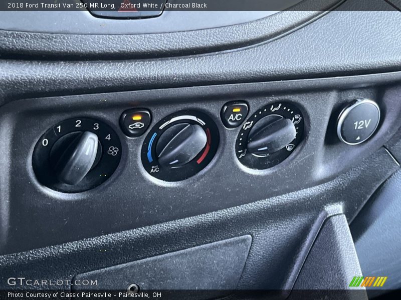Controls of 2018 Transit Van 250 MR Long
