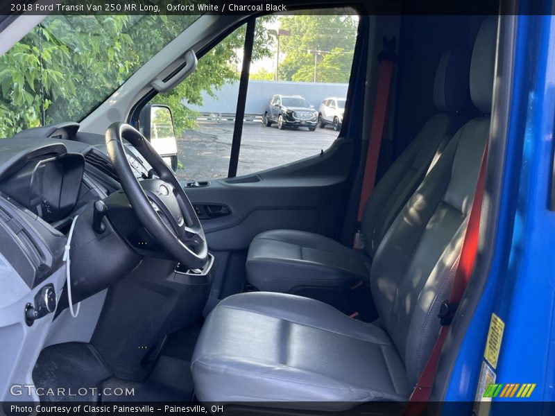Oxford White / Charcoal Black 2018 Ford Transit Van 250 MR Long