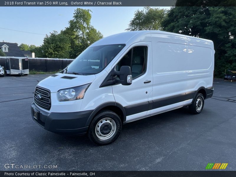 Oxford White / Charcoal Black 2018 Ford Transit Van 250 MR Long