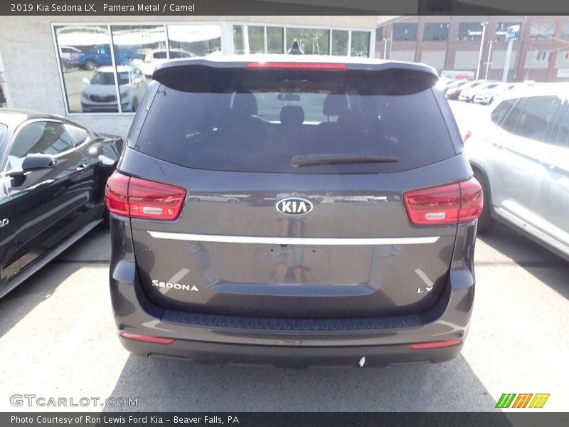 Pantera Metal / Camel 2019 Kia Sedona LX