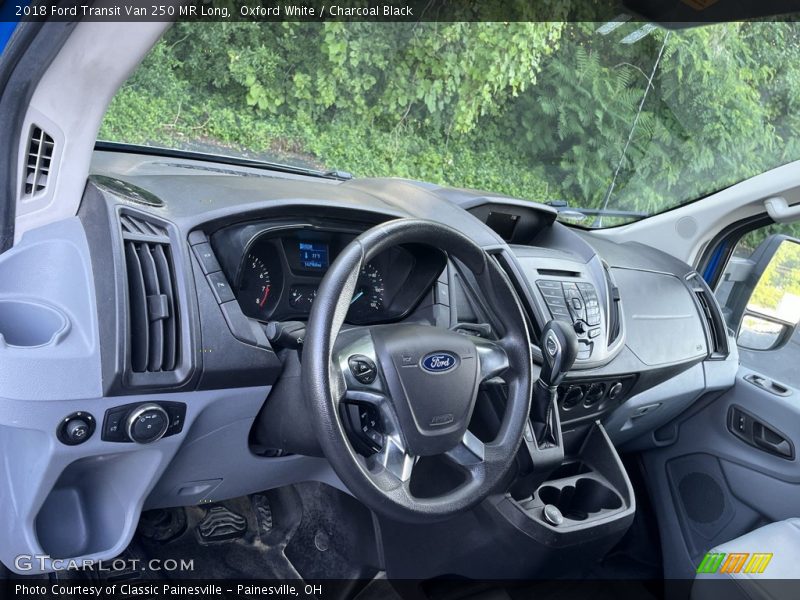 Oxford White / Charcoal Black 2018 Ford Transit Van 250 MR Long