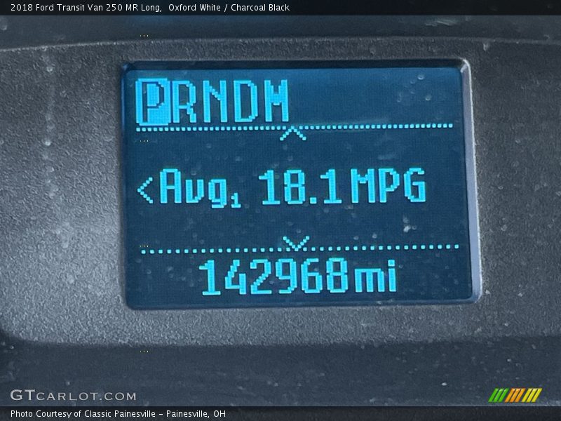Oxford White / Charcoal Black 2018 Ford Transit Van 250 MR Long