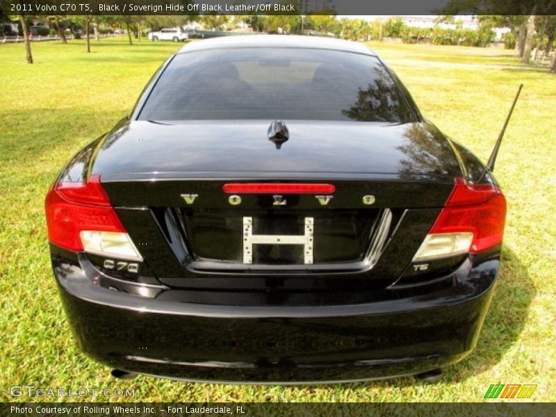 Black / Soverign Hide Off Black Leather/Off Black 2011 Volvo C70 T5