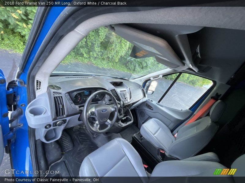Oxford White / Charcoal Black 2018 Ford Transit Van 250 MR Long