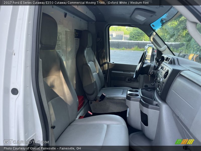 Oxford White / Medium Flint 2017 Ford E Series Cutaway E350 Cutaway Commercial Moving Truck