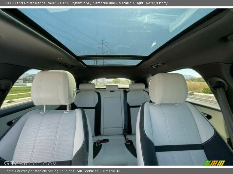 Santorini Black Metallic / Light Oyster/Ebony 2018 Land Rover Range Rover Velar R Dynamic SE