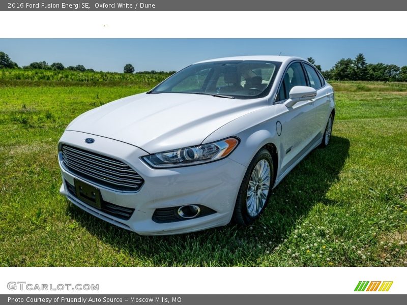 Oxford White / Dune 2016 Ford Fusion Energi SE