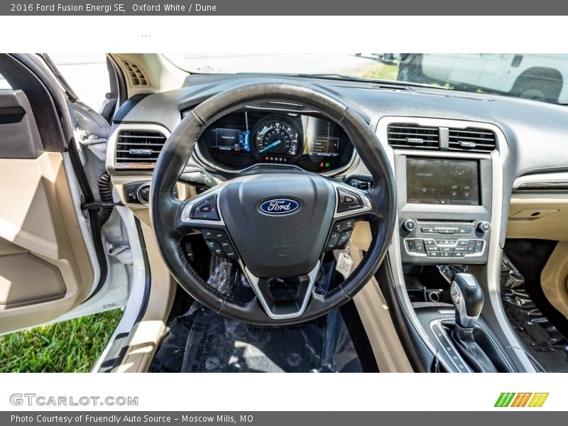 Oxford White / Dune 2016 Ford Fusion Energi SE