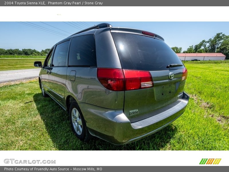 Phantom Gray Pearl / Stone Gray 2004 Toyota Sienna XLE