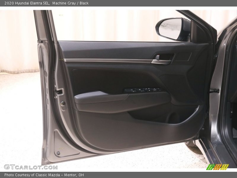 Machine Gray / Black 2020 Hyundai Elantra SEL