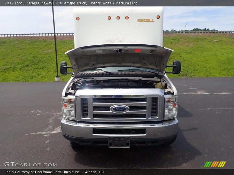 Oxford White / Medium Flint 2012 Ford E Series Cutaway E350 Moving Truck