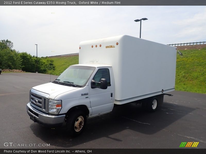  2012 E Series Cutaway E350 Moving Truck Oxford White