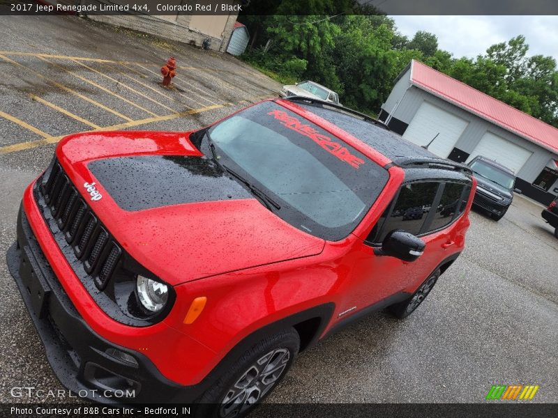 Colorado Red / Black 2017 Jeep Renegade Limited 4x4