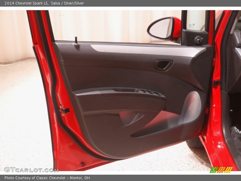 Salsa / Silver/Silver 2014 Chevrolet Spark LS