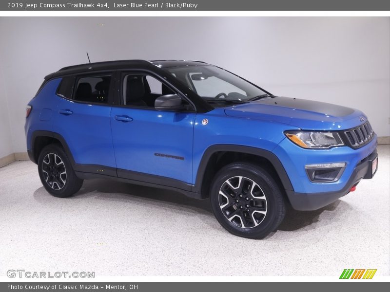 Laser Blue Pearl / Black/Ruby 2019 Jeep Compass Trailhawk 4x4