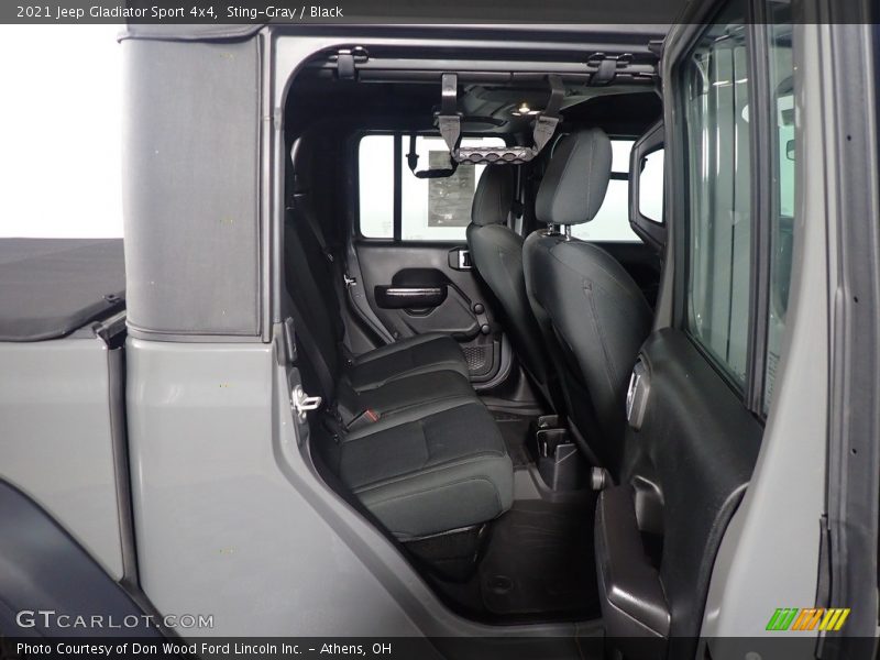 Sting-Gray / Black 2021 Jeep Gladiator Sport 4x4