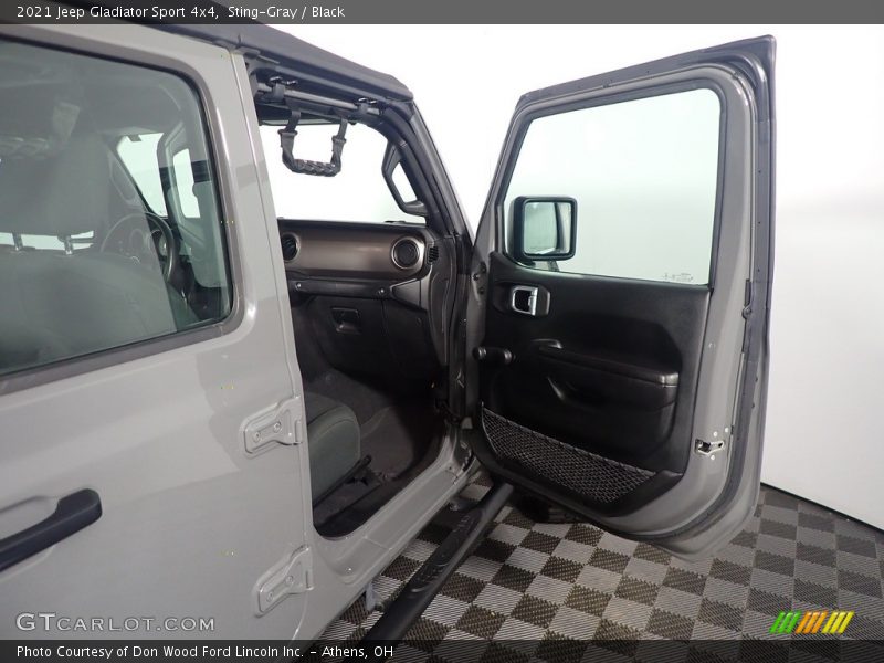 Sting-Gray / Black 2021 Jeep Gladiator Sport 4x4