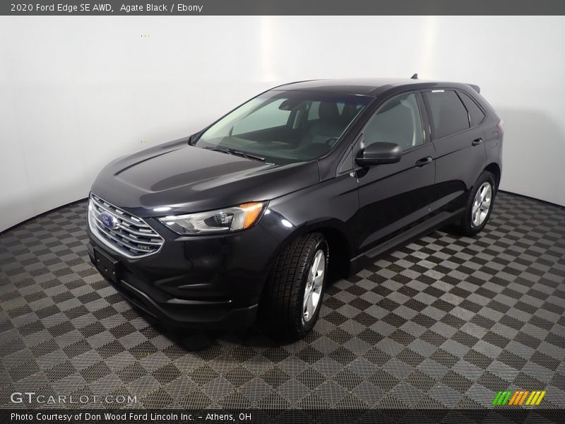 Agate Black / Ebony 2020 Ford Edge SE AWD