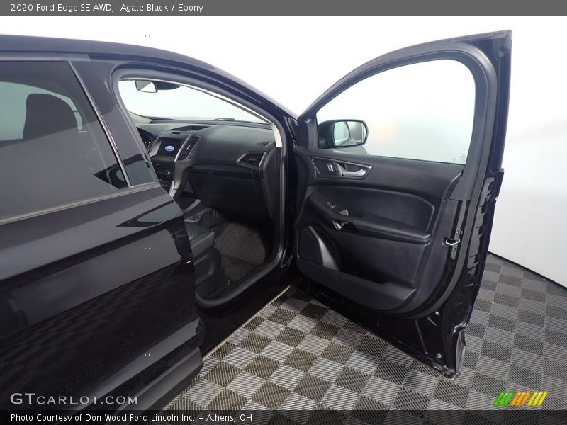Agate Black / Ebony 2020 Ford Edge SE AWD