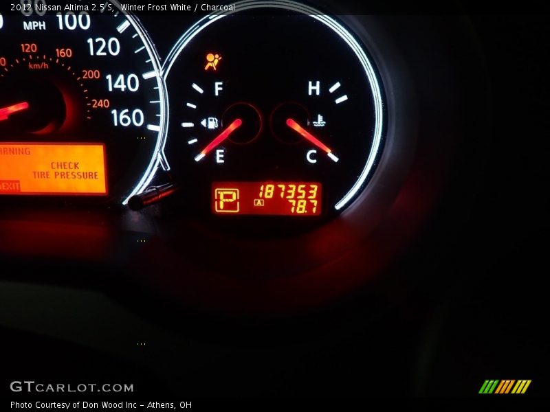 Winter Frost White / Charcoal 2012 Nissan Altima 2.5 S