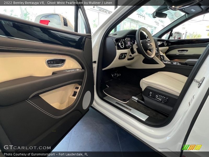 Front Seat of 2022 Bentayga V8