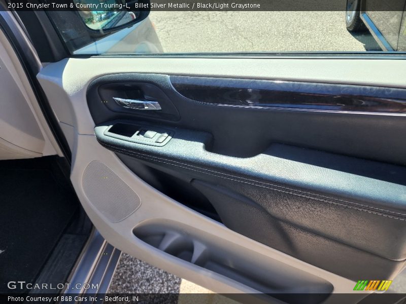 Billet Silver Metallic / Black/Light Graystone 2015 Chrysler Town & Country Touring-L