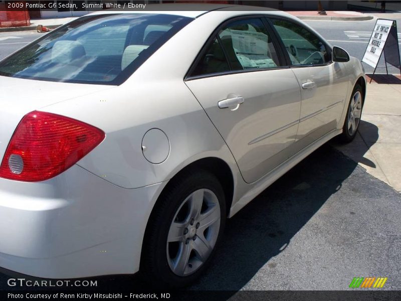 Summit White / Ebony 2009 Pontiac G6 Sedan