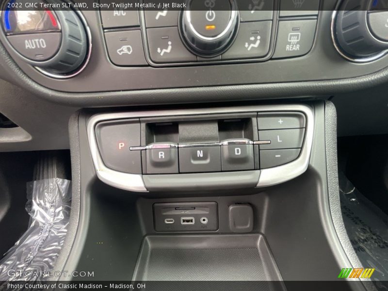 Ebony Twilight Metallic / Jet Black 2022 GMC Terrain SLT AWD