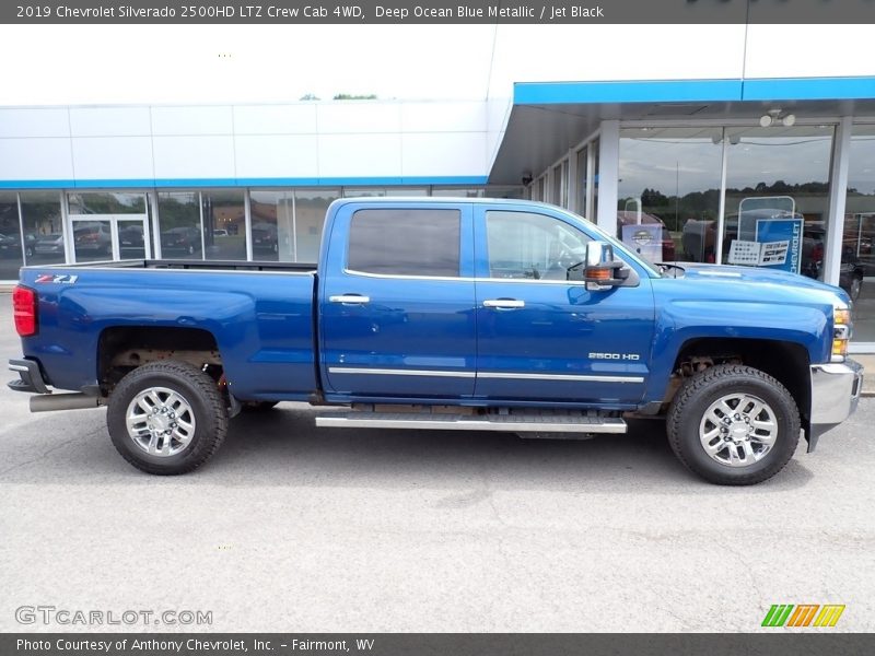 Deep Ocean Blue Metallic / Jet Black 2019 Chevrolet Silverado 2500HD LTZ Crew Cab 4WD