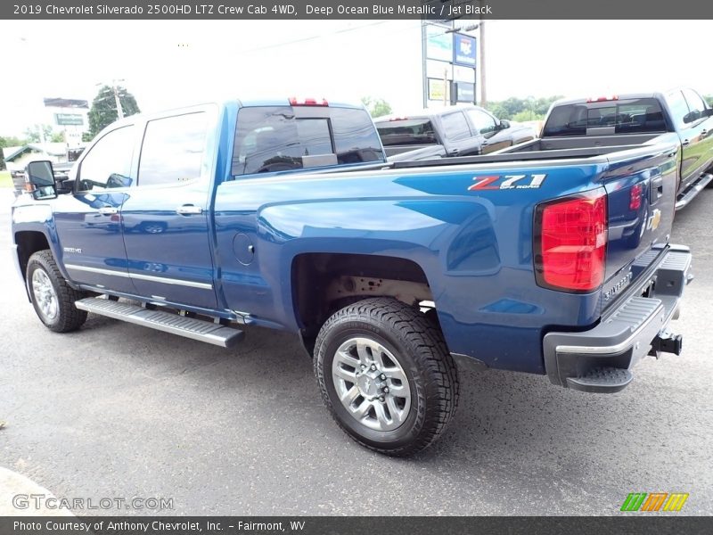 Deep Ocean Blue Metallic / Jet Black 2019 Chevrolet Silverado 2500HD LTZ Crew Cab 4WD