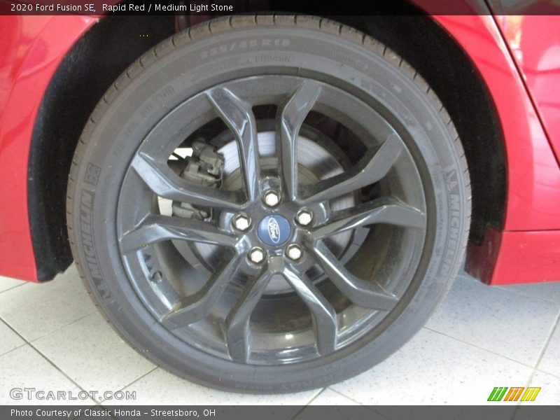 Rapid Red / Medium Light Stone 2020 Ford Fusion SE