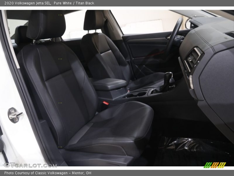 Pure White / Titan Black 2020 Volkswagen Jetta SEL