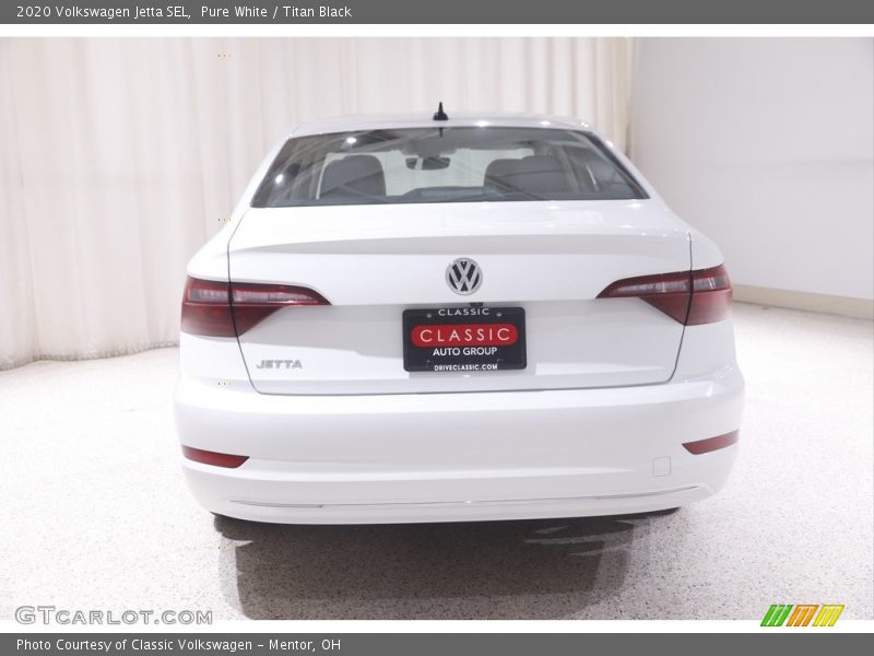 Pure White / Titan Black 2020 Volkswagen Jetta SEL