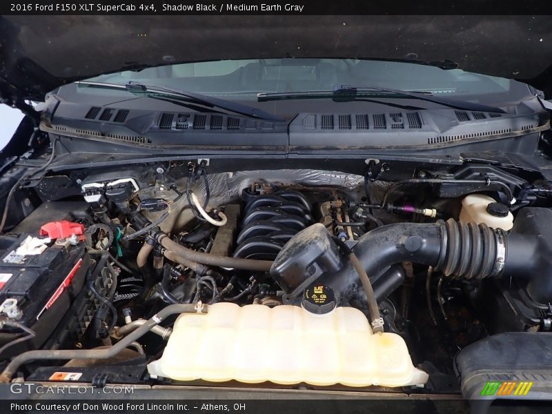 Shadow Black / Medium Earth Gray 2016 Ford F150 XLT SuperCab 4x4