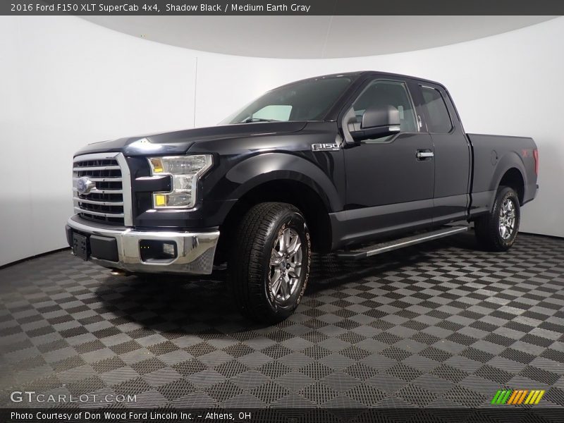 Shadow Black / Medium Earth Gray 2016 Ford F150 XLT SuperCab 4x4