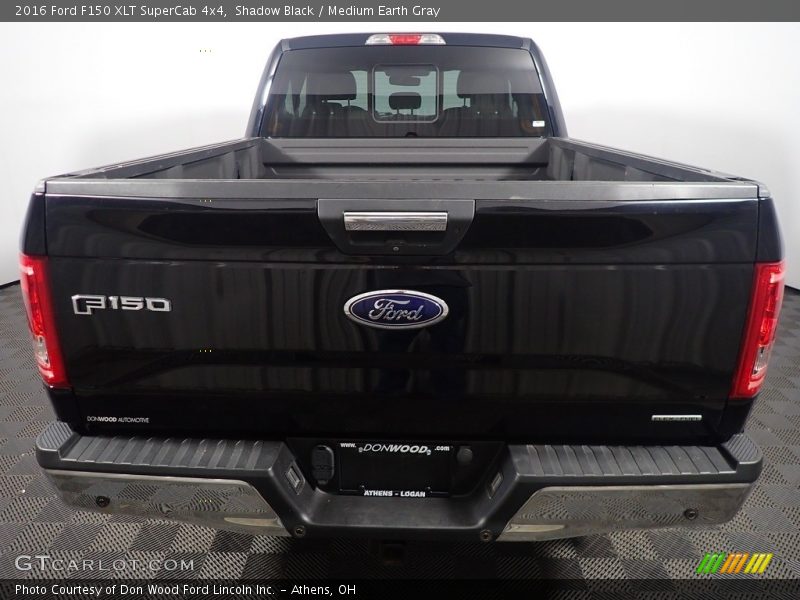 Shadow Black / Medium Earth Gray 2016 Ford F150 XLT SuperCab 4x4