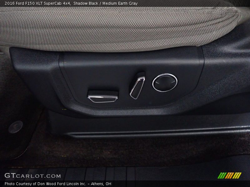 Shadow Black / Medium Earth Gray 2016 Ford F150 XLT SuperCab 4x4