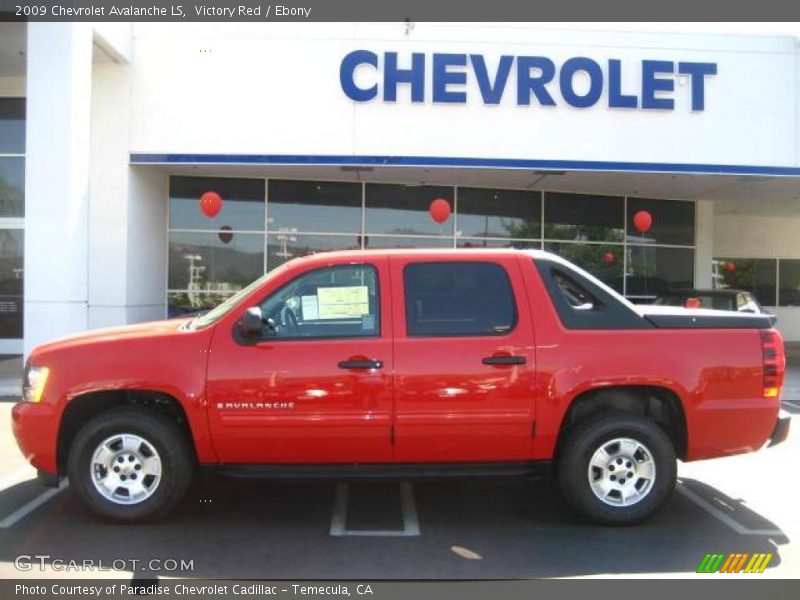 Victory Red / Ebony 2009 Chevrolet Avalanche LS