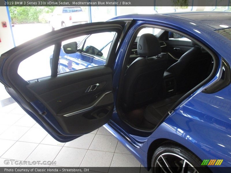 Mediterranean Blue Metallic / Black 2019 BMW 3 Series 330i xDrive Sedan