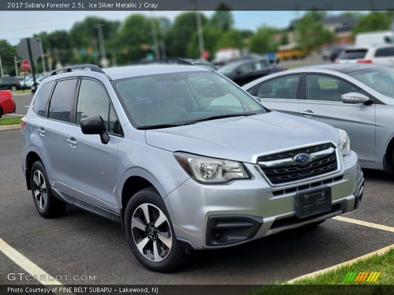 Ice Silver Metallic / Gray 2017 Subaru Forester 2.5i