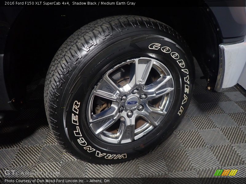 Shadow Black / Medium Earth Gray 2016 Ford F150 XLT SuperCab 4x4