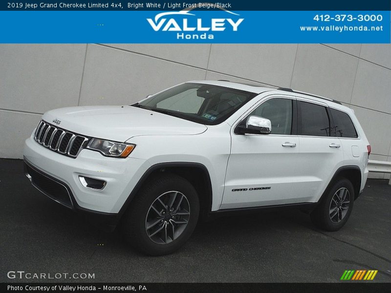 Bright White / Light Frost Beige/Black 2019 Jeep Grand Cherokee Limited 4x4