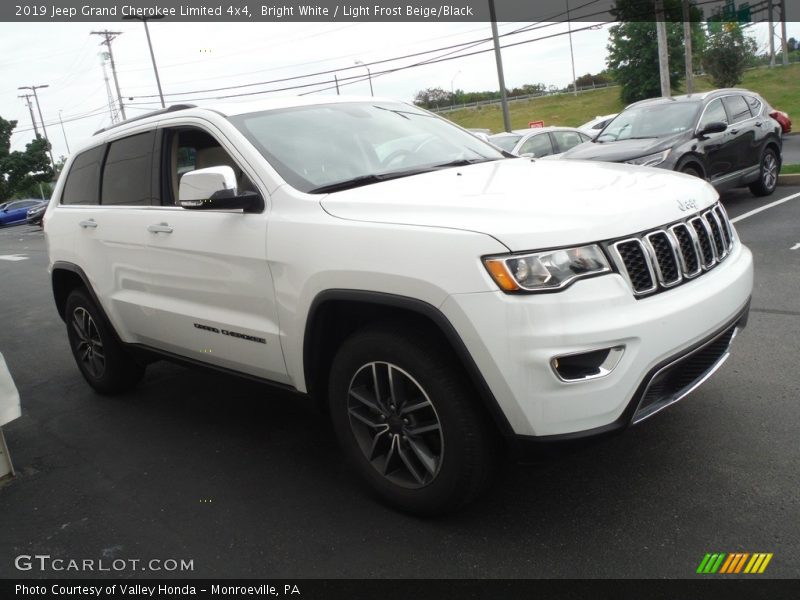 Bright White / Light Frost Beige/Black 2019 Jeep Grand Cherokee Limited 4x4