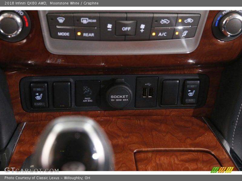 Moonstone White / Graphite 2018 Infiniti QX80 AWD