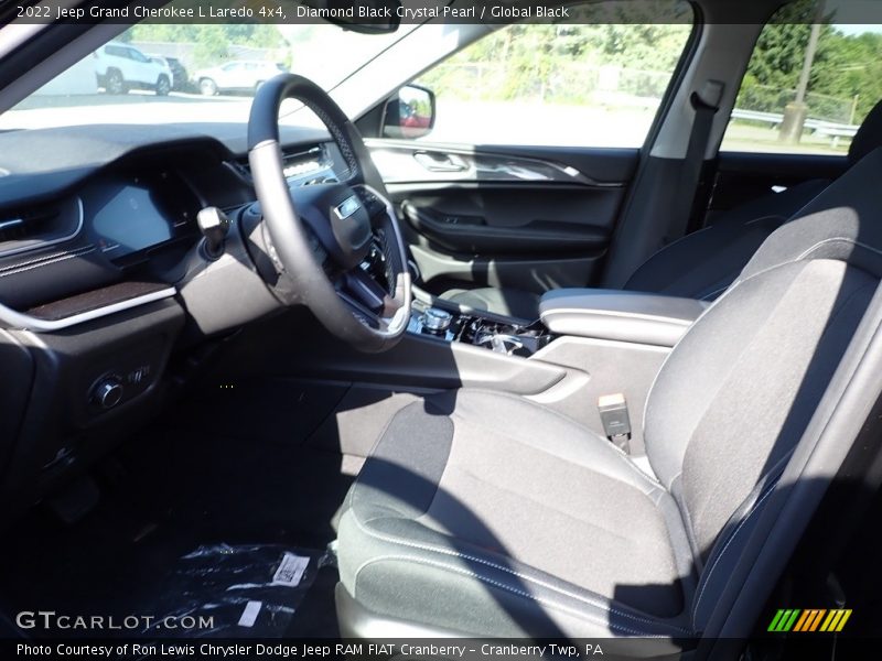 Diamond Black Crystal Pearl / Global Black 2022 Jeep Grand Cherokee L Laredo 4x4