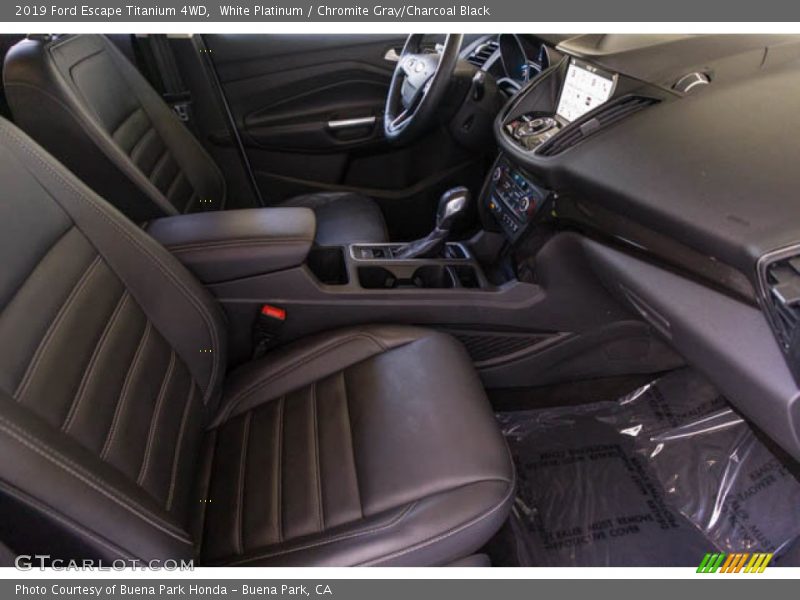 White Platinum / Chromite Gray/Charcoal Black 2019 Ford Escape Titanium 4WD