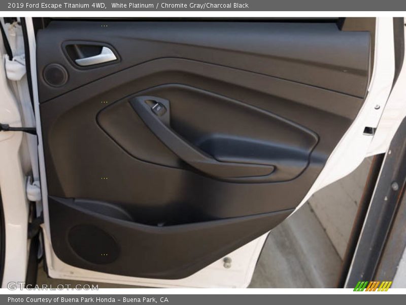 White Platinum / Chromite Gray/Charcoal Black 2019 Ford Escape Titanium 4WD