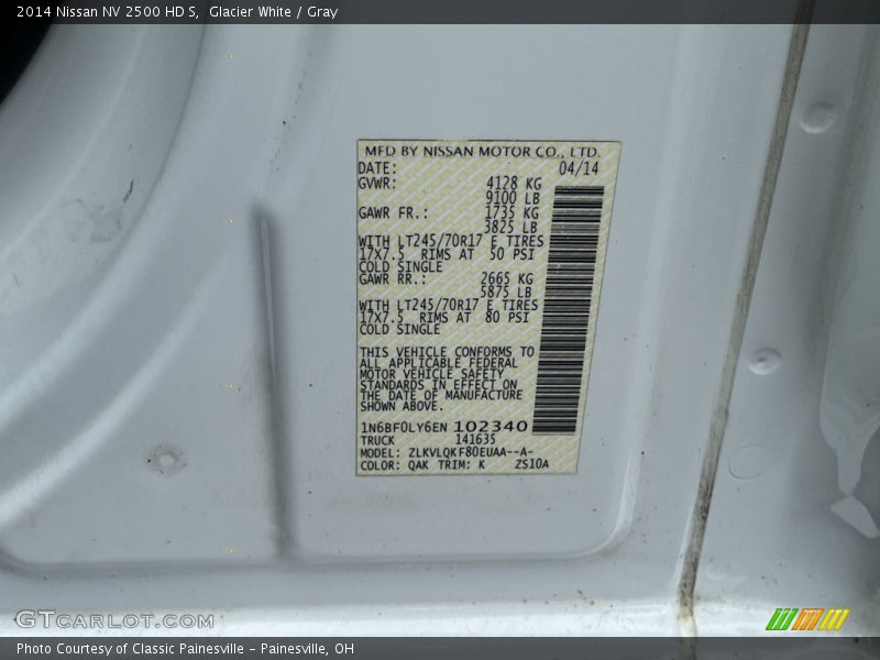 Glacier White / Gray 2014 Nissan NV 2500 HD S